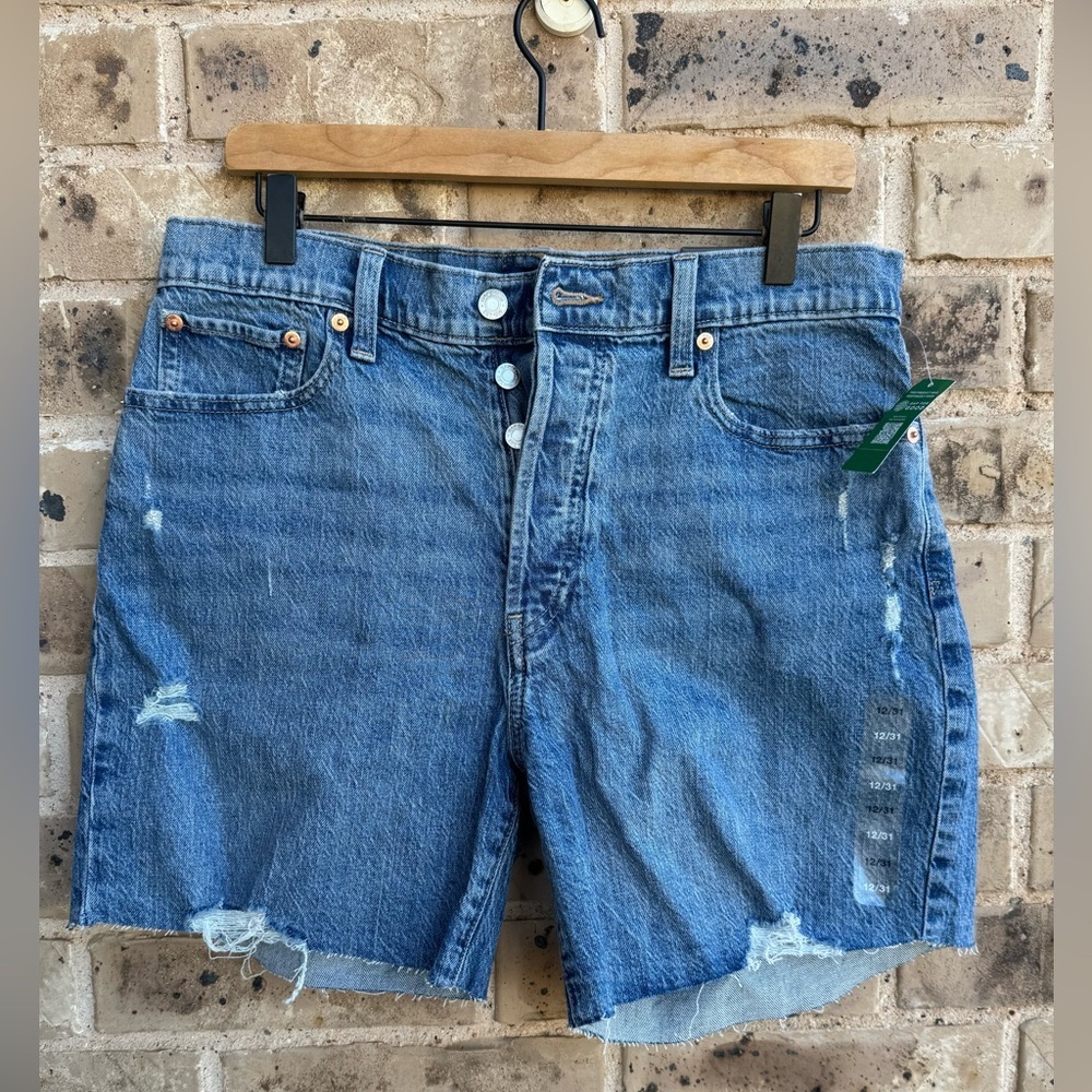 GAP Women's High-Waist Distressed Cheeky Midi Blue Denim Shorts Size 12/31